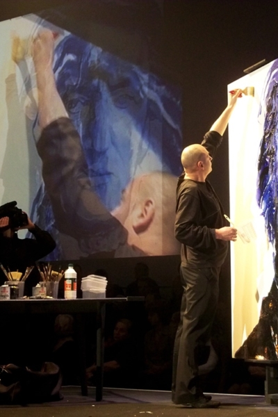 Fred Kleinberg Performance picturale sur scène, 2010. Cité Internationale des Congrès de Nantes